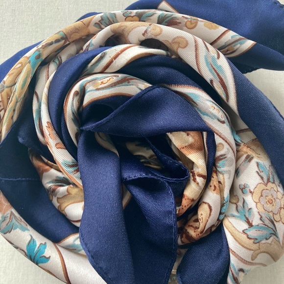 TIE RACK scenic scarf, made in Italy - Picture 11 of 13